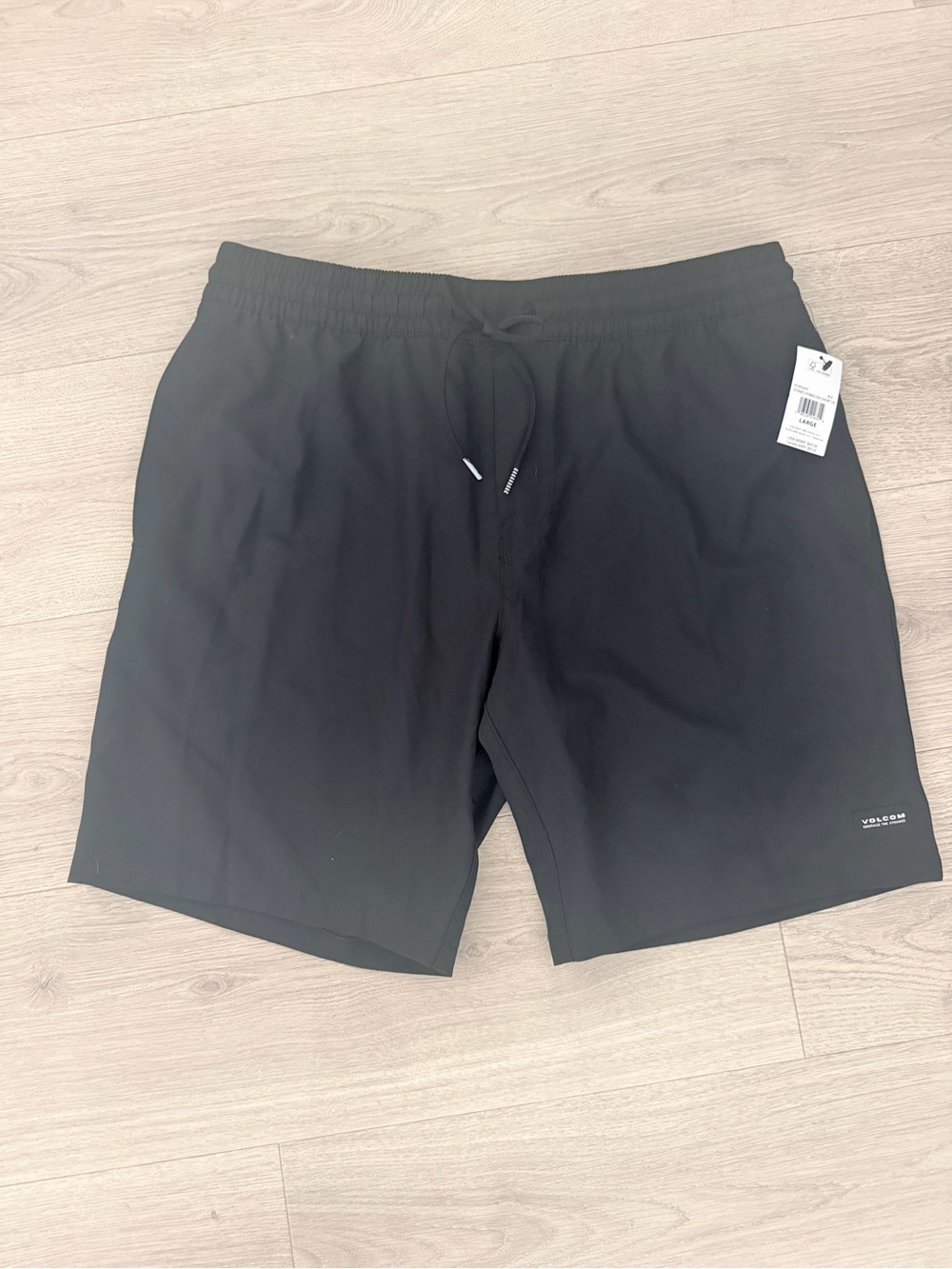 Volcom Men's Stones Hybrid Black Elastic Waist  Shorts